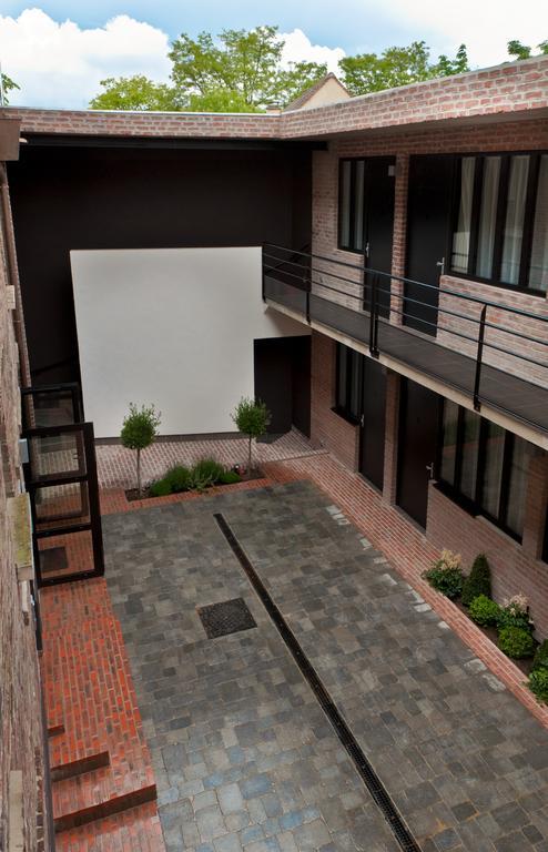 Hotel Les Terres Blanches Chatou Exterior photo